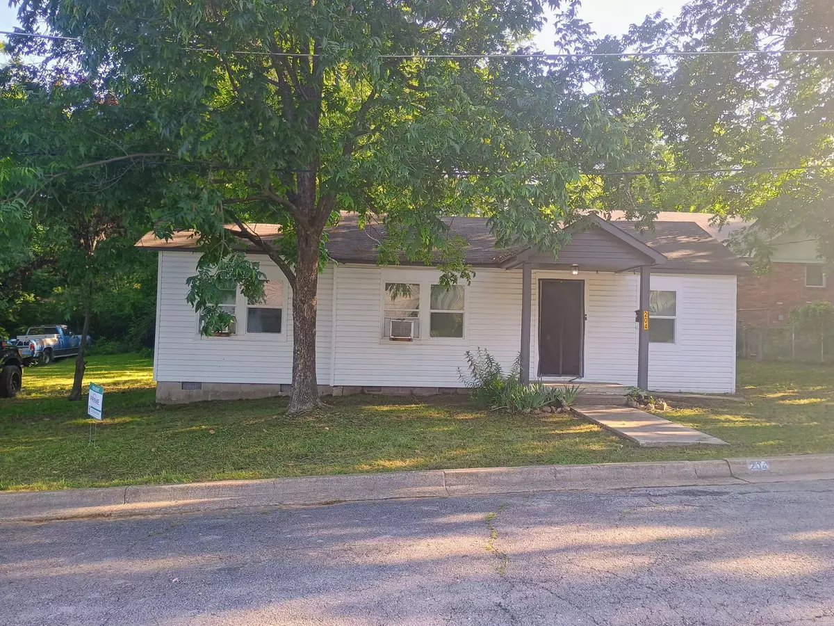 Hot Springs, AR 71913,204 Glover Street