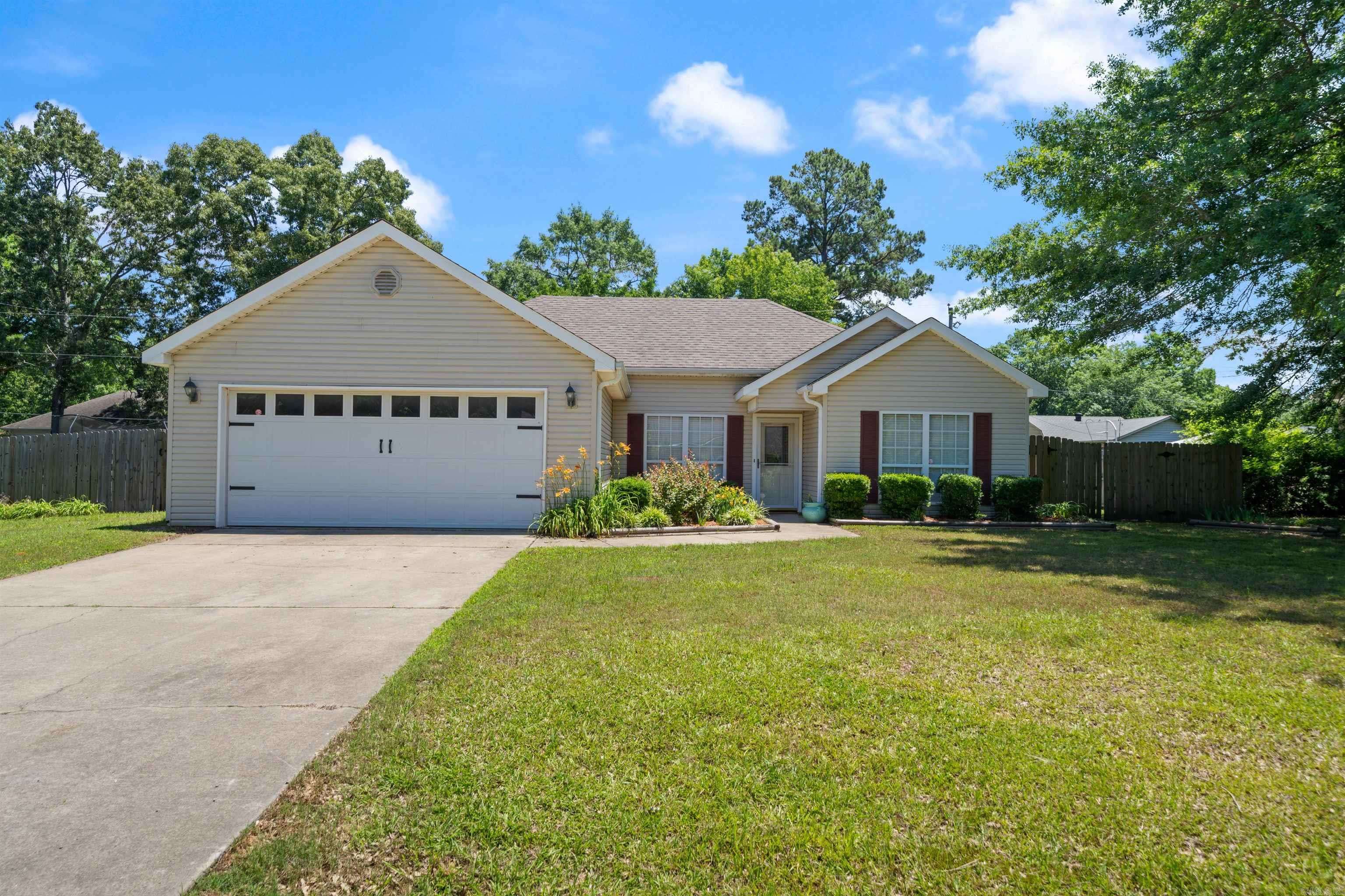21850 Mountain Maple,  Hensley,  AR 72065