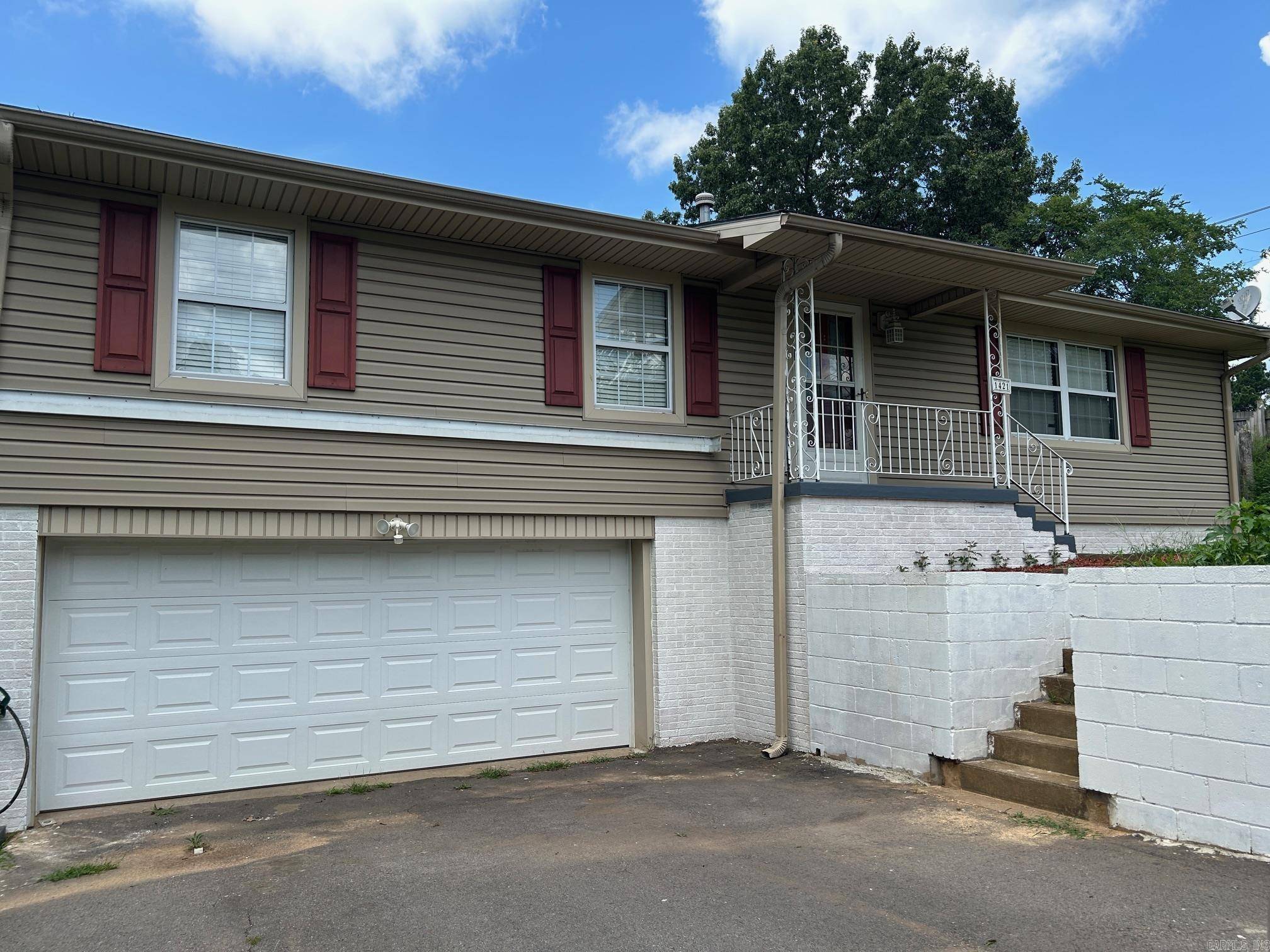 Russellville, AR 72801