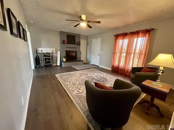 Gassville, AR 72635,6511 Hwy 62 W