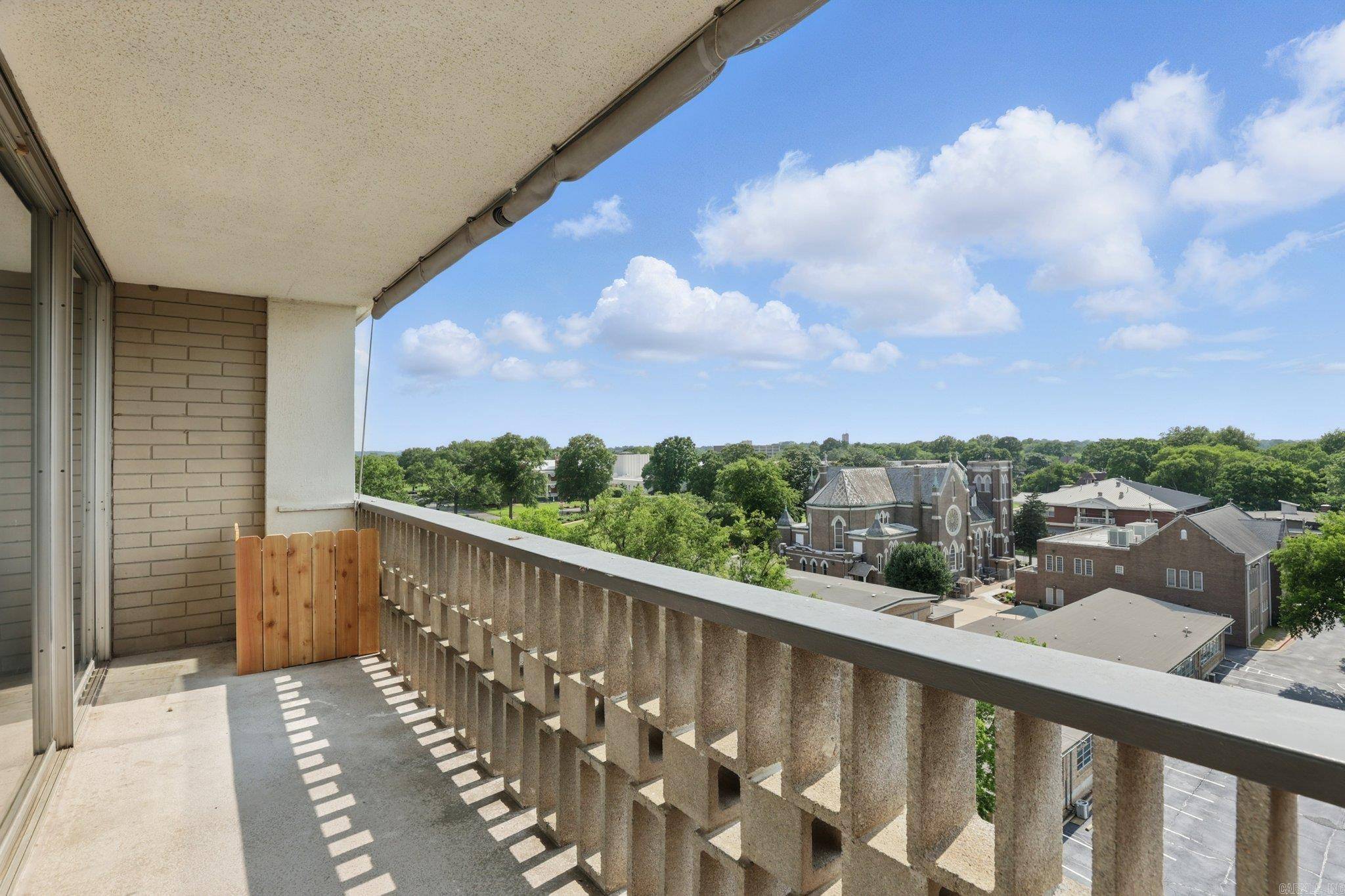 700 E 9th Unit 8J Street, Little Rock, AR 72202