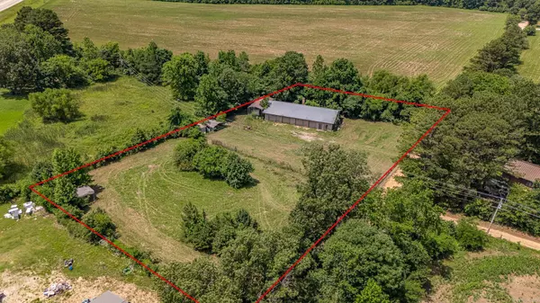 154 (shop) CR 761 Road, Brookland, AR 72417