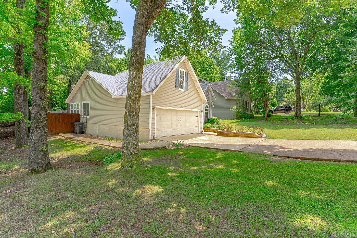 Jonesboro, AR 72401,1207 Hunters Run Cove