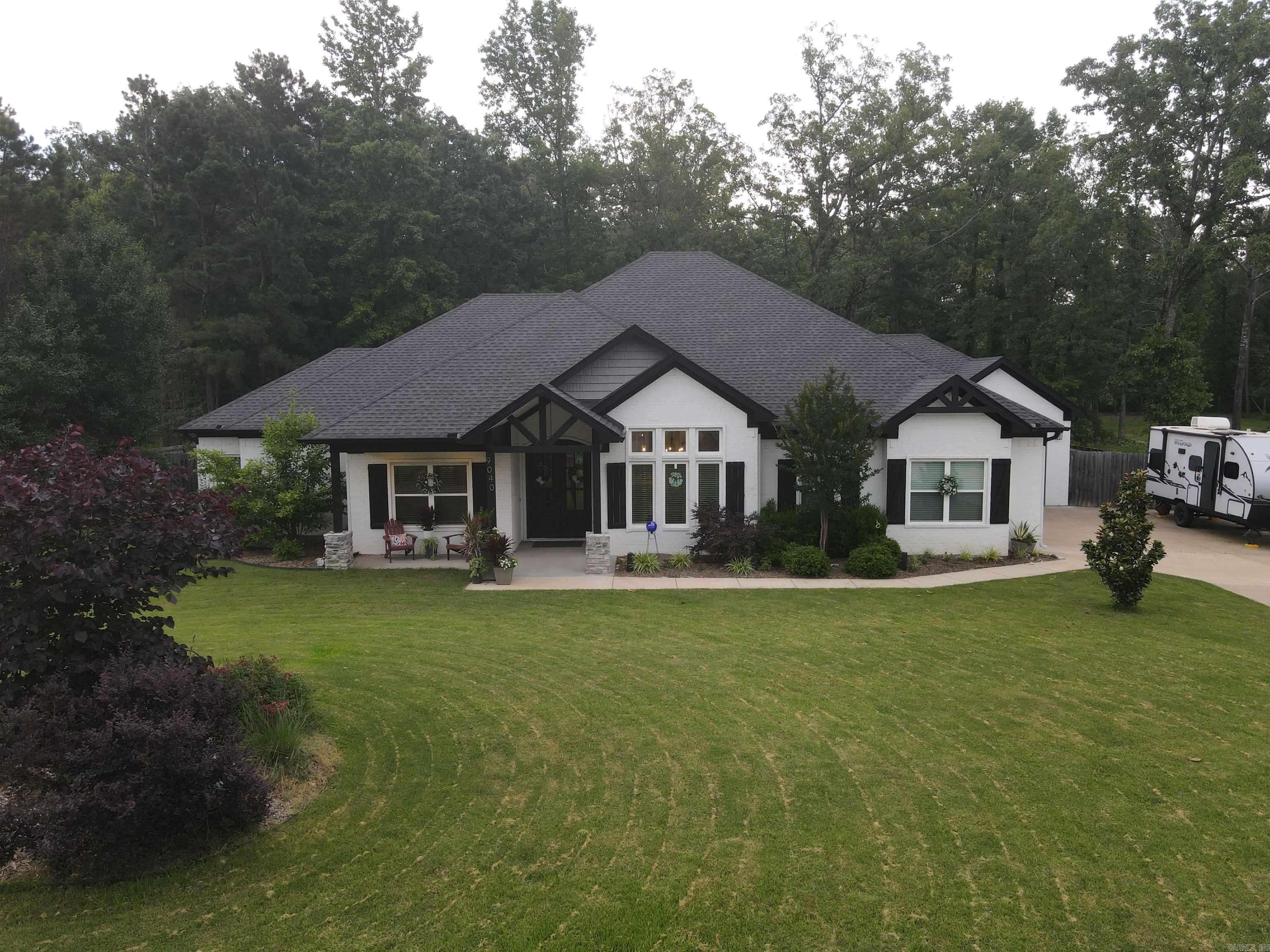 9040 Greenstone Drive, Alexander, AR 72002