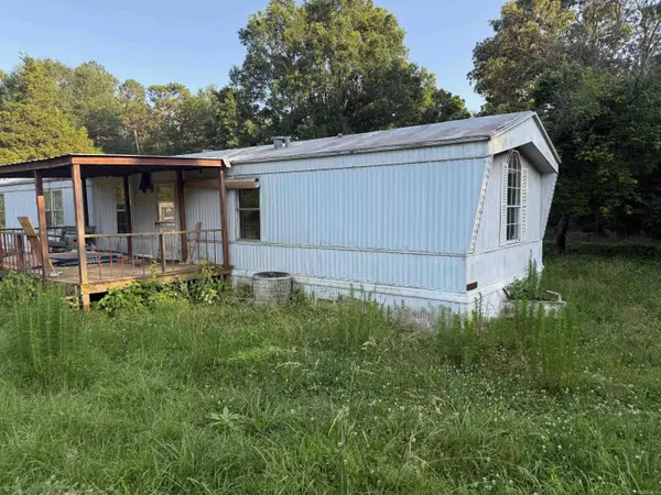 Cove, AR 71937,139 W Polk Road 20