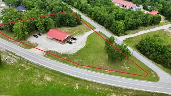 700 S 4th Street, Horseshoe Bend, AR 72512