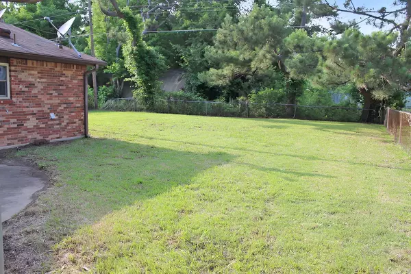 Pine Bluff, AR 71601,2507 E 10th Avenue