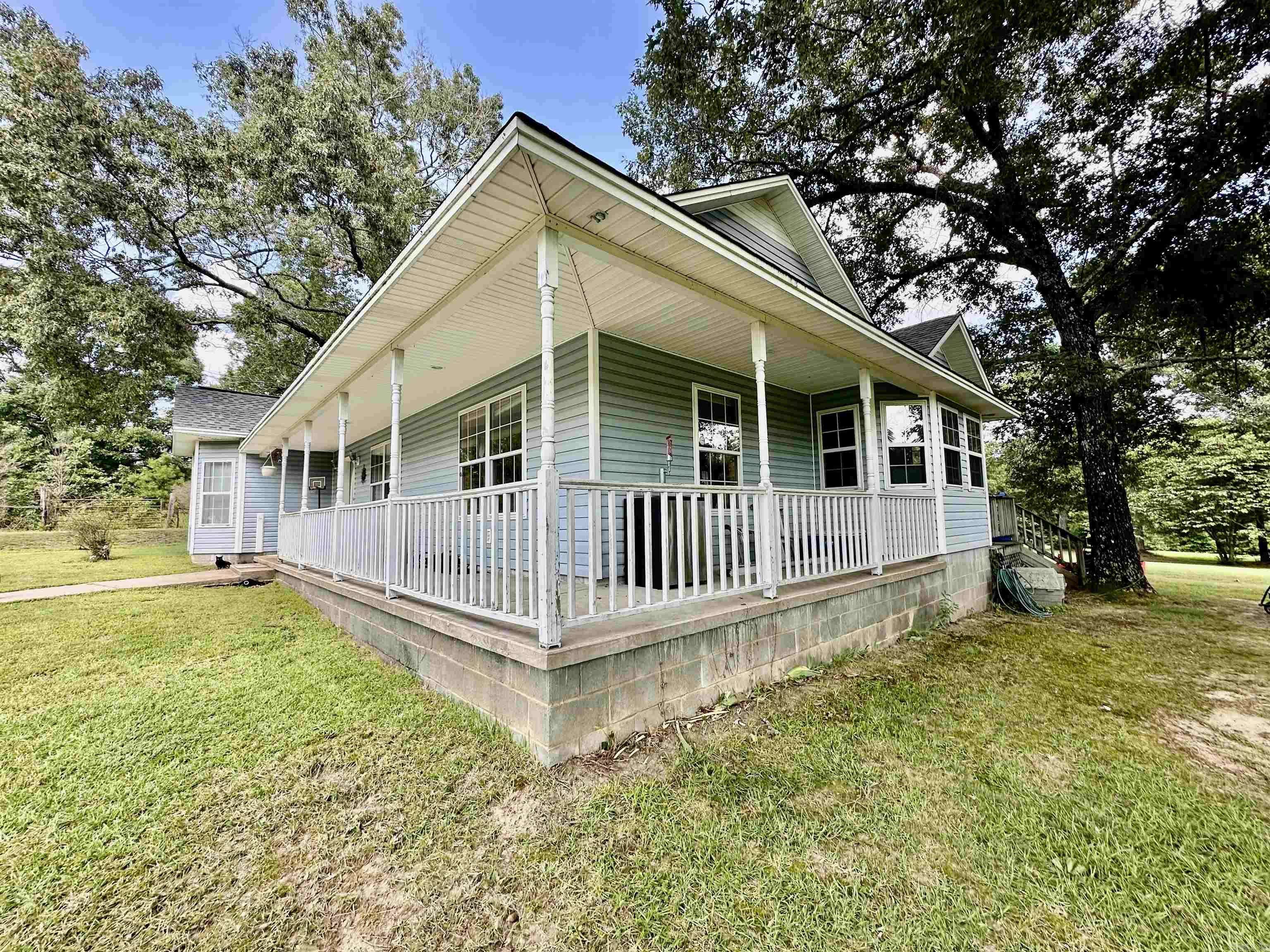Rose Bud, AR 72137,900 Piney Creek E