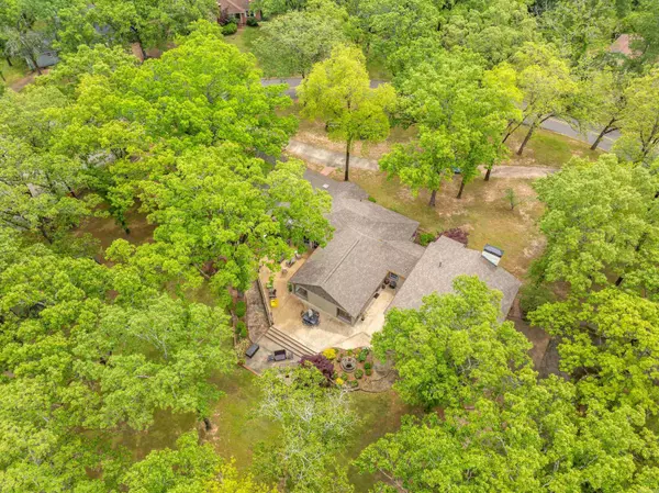 Hot Springs, AR 71901,215 Bellaire Drive
