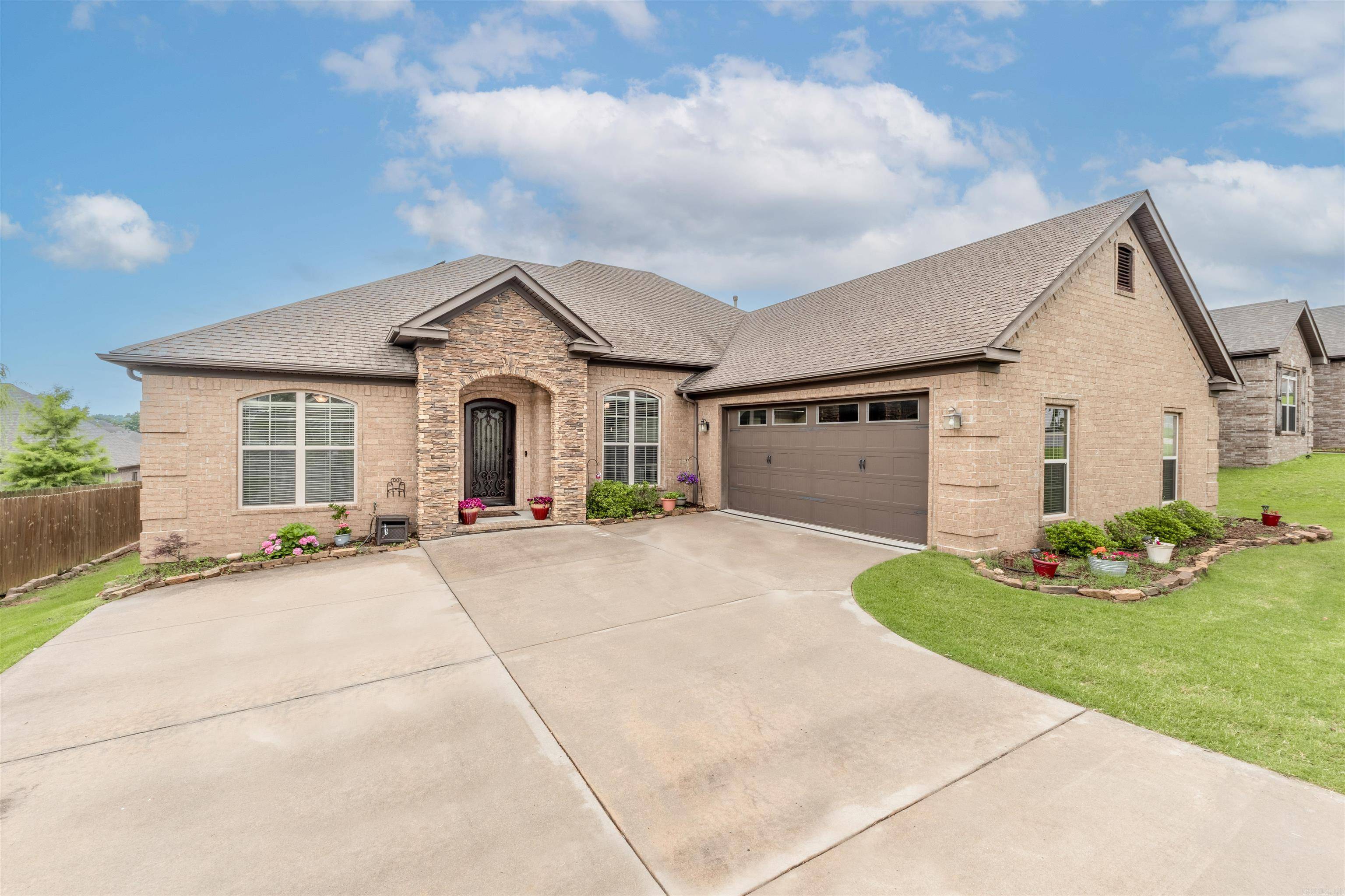 8925 Johnson Drive, Sherwood, AR 72120