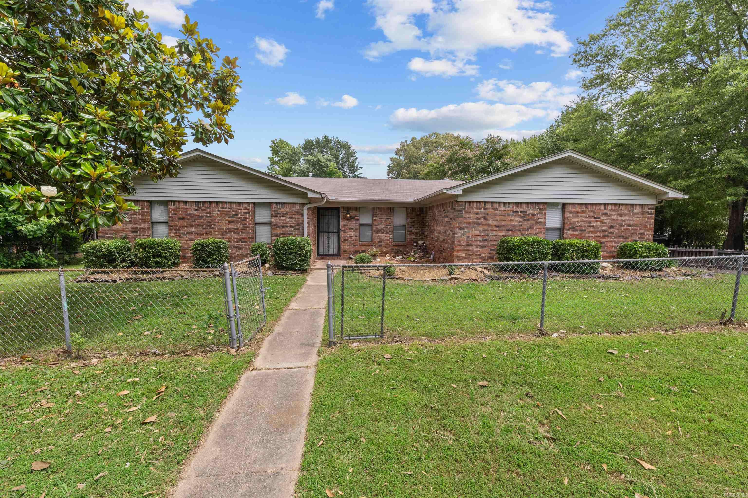 1504 Wright, Jacksonville, AR 72076