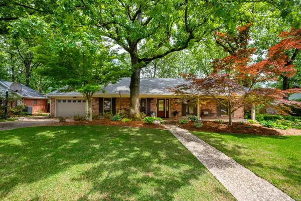 11 Queenspark Road, Little Rock, AR 72227