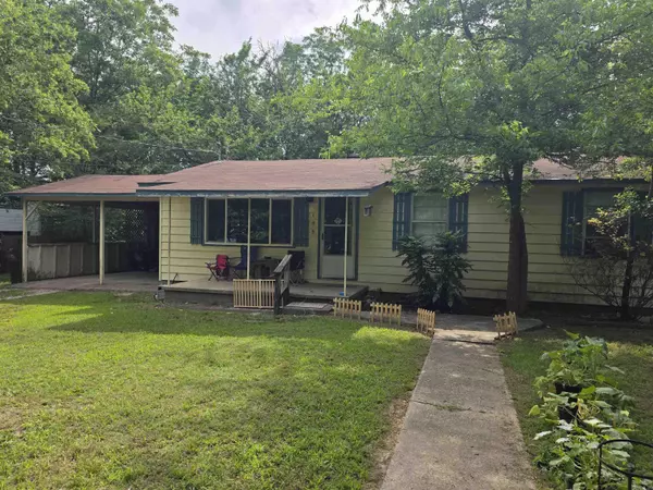 Mena, AR 71953,109 S Adams Street