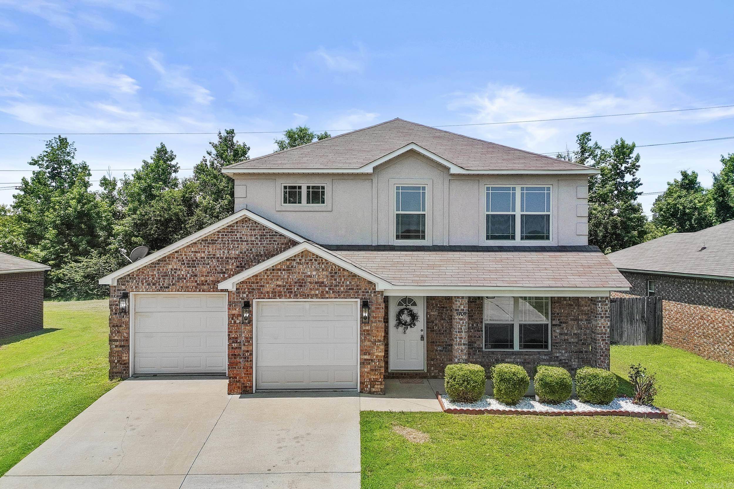 5709 Trammel Estates Dr, North Little Rock, AR 72117