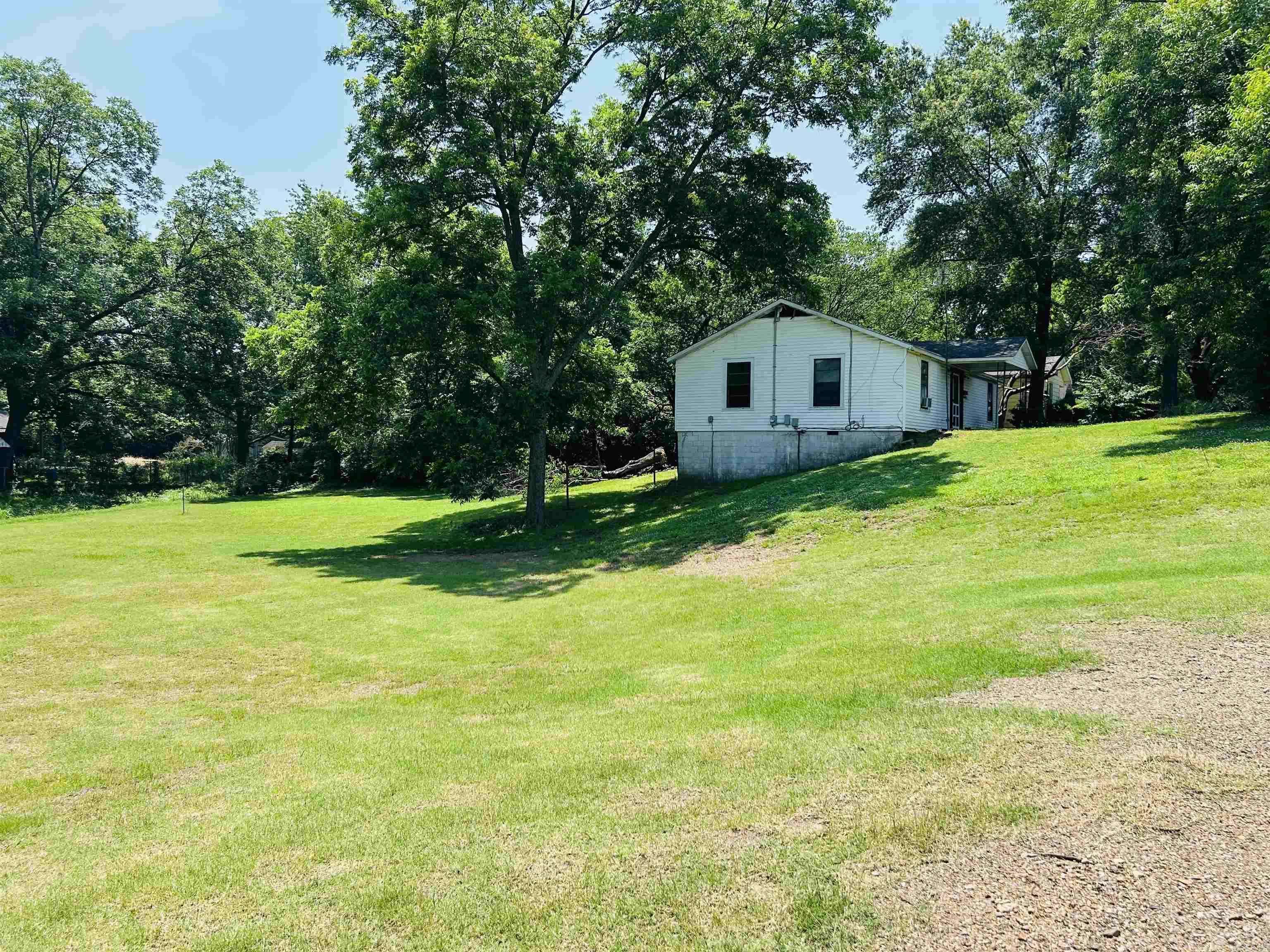 Morrilton, AR 72110,110 Saint Vincent St.
