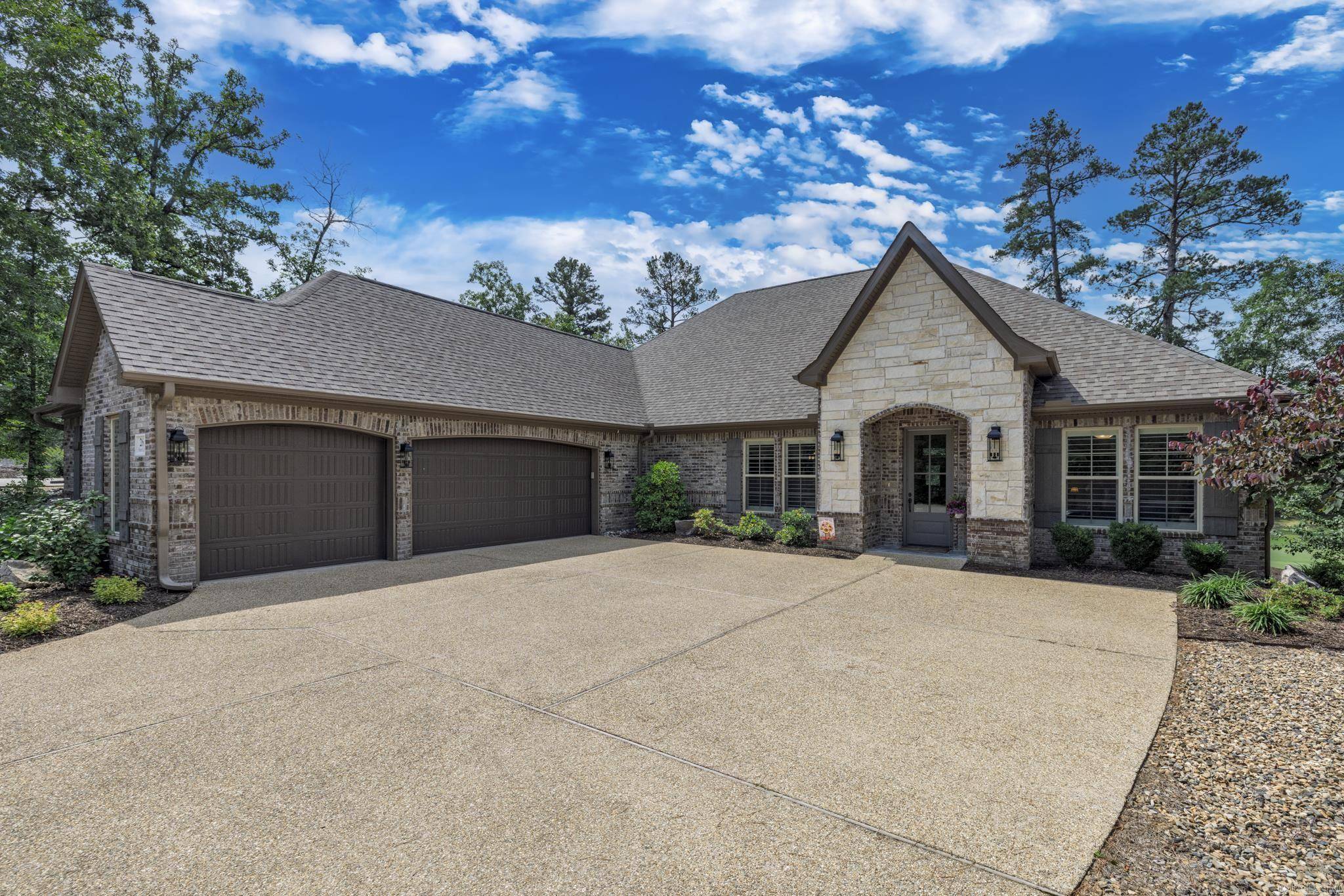 26 Fiero Lane, Hot Springs Village, AR 71909