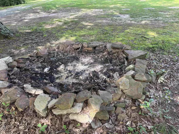 Searcy, AR 72143,Address not disclosed