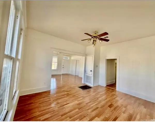 Pine Bluff, AR 71601,502 S Florida Street