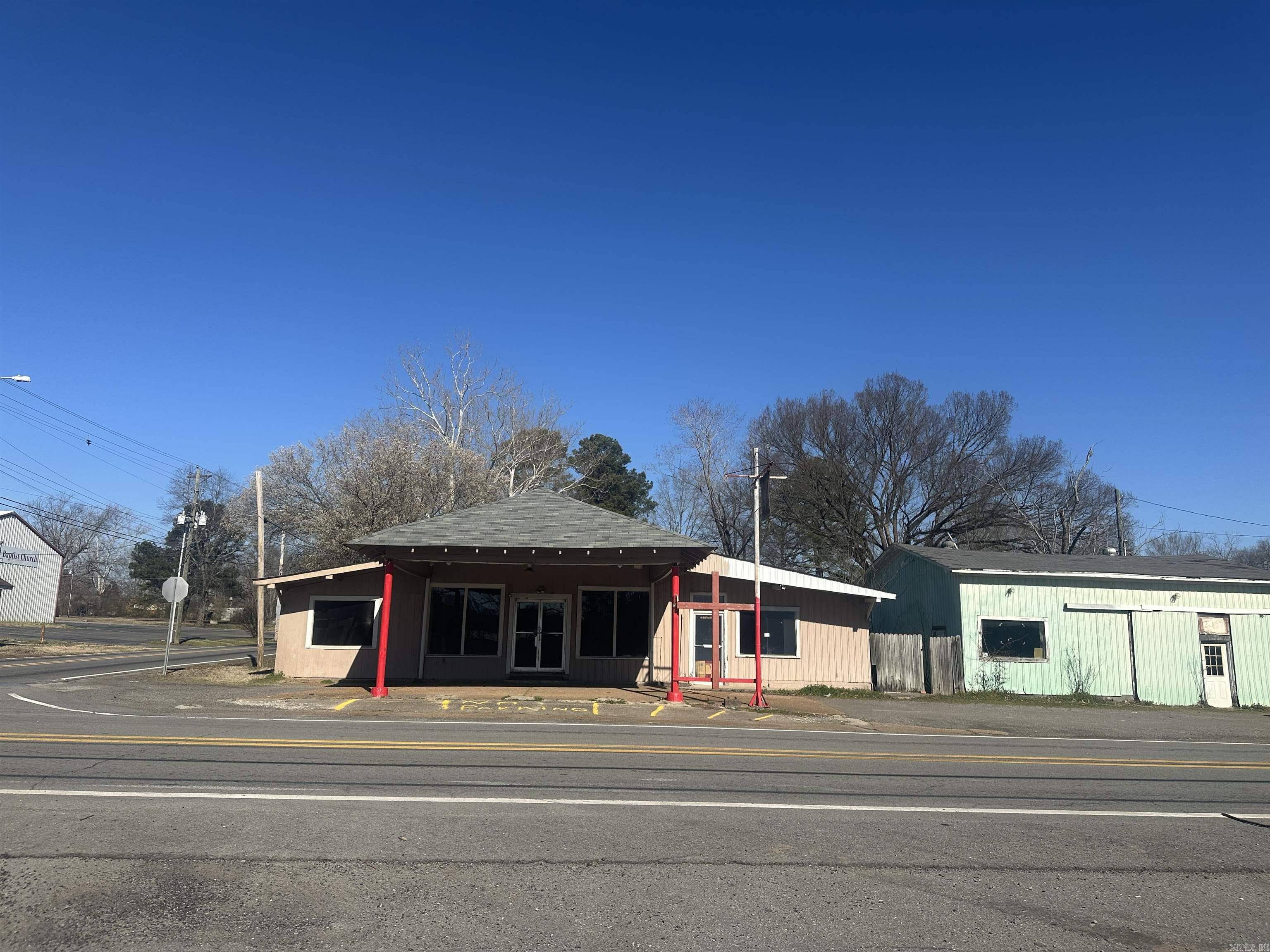 102 & 104 E 2nd Street, Ward, AR 72176