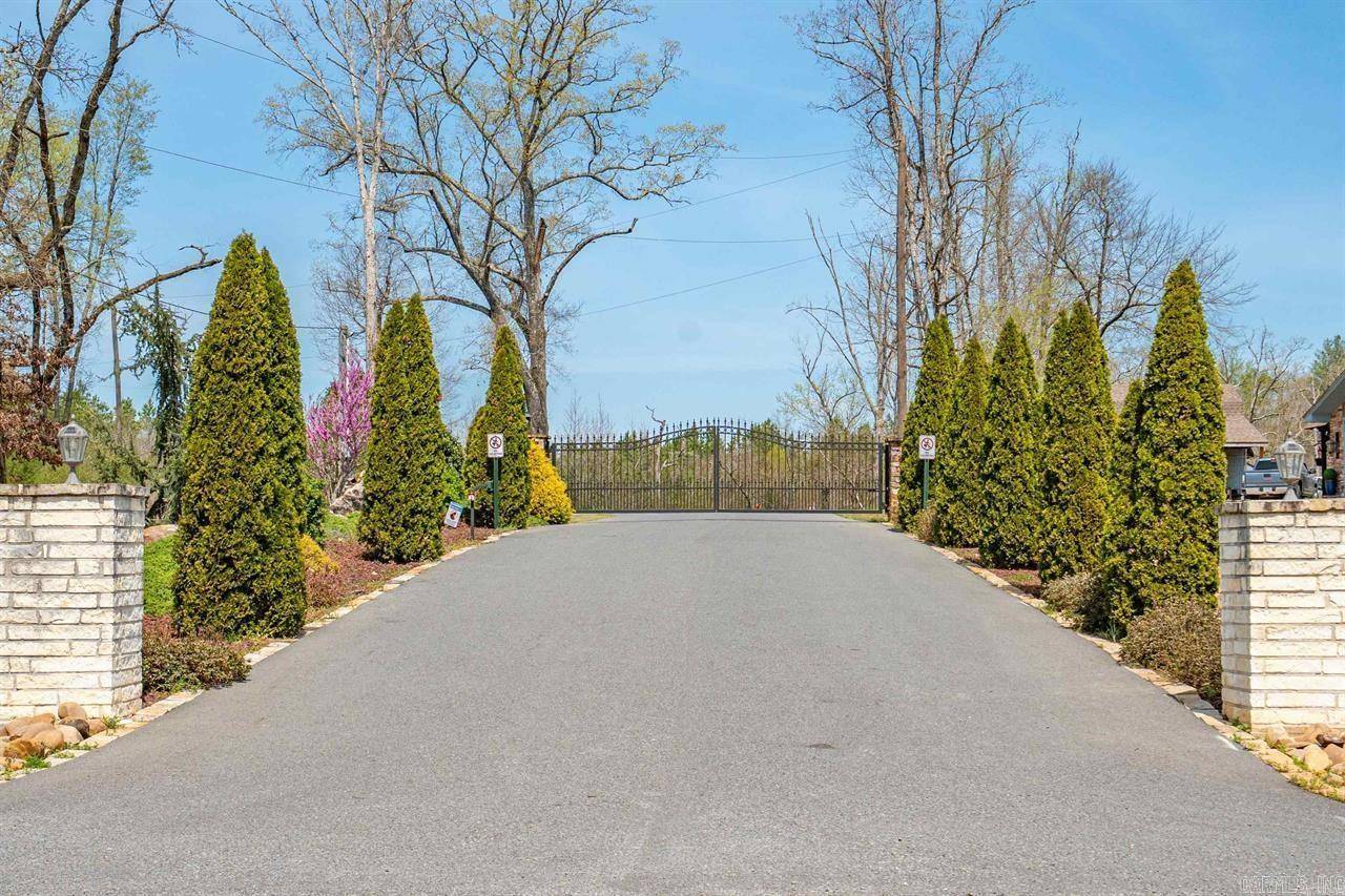 140 Ground Hog Lane, Hot Springs, AR 71901