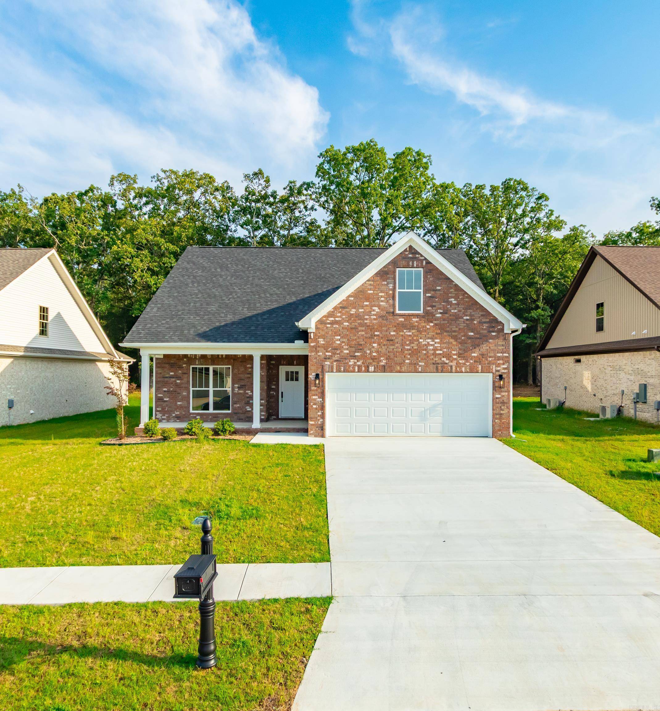 Conway, AR 72034