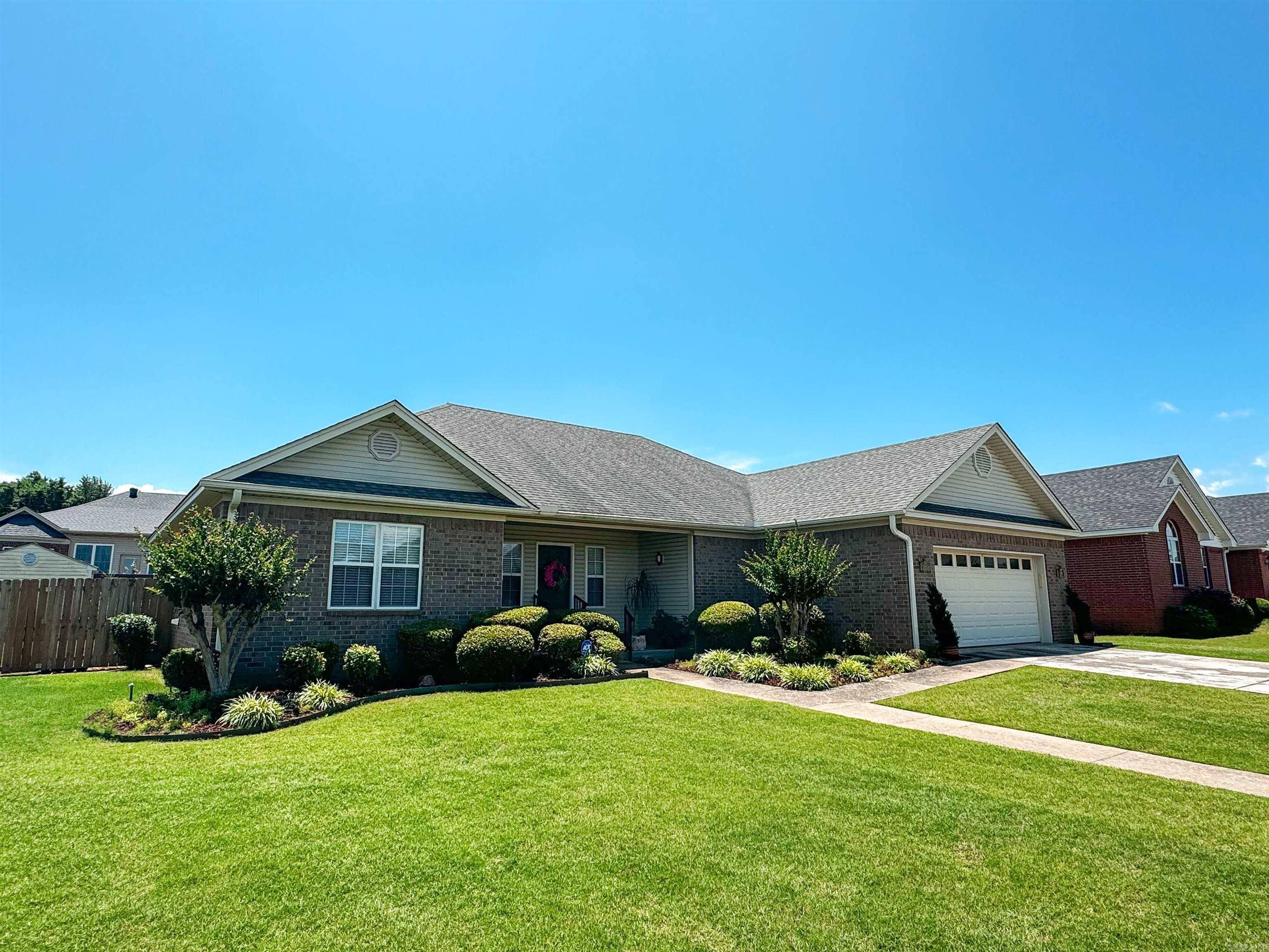 2407 Brittany, Searcy, AR 72143