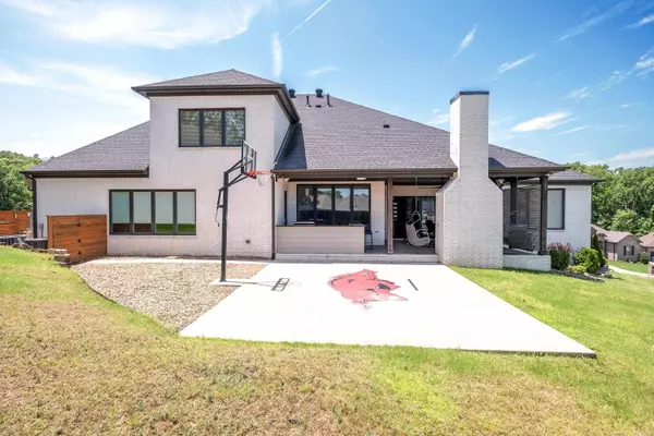 Maumelle, AR 72113,111 Eagle Ridge Drive