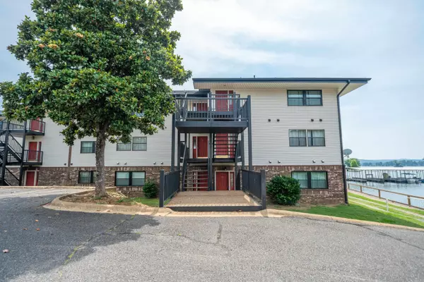 5371 Central Ave, Unit 6E6E, Hot Springs, AR 71913