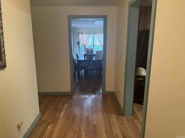 Wickes, AR 71973,7498 US HWY 71 S