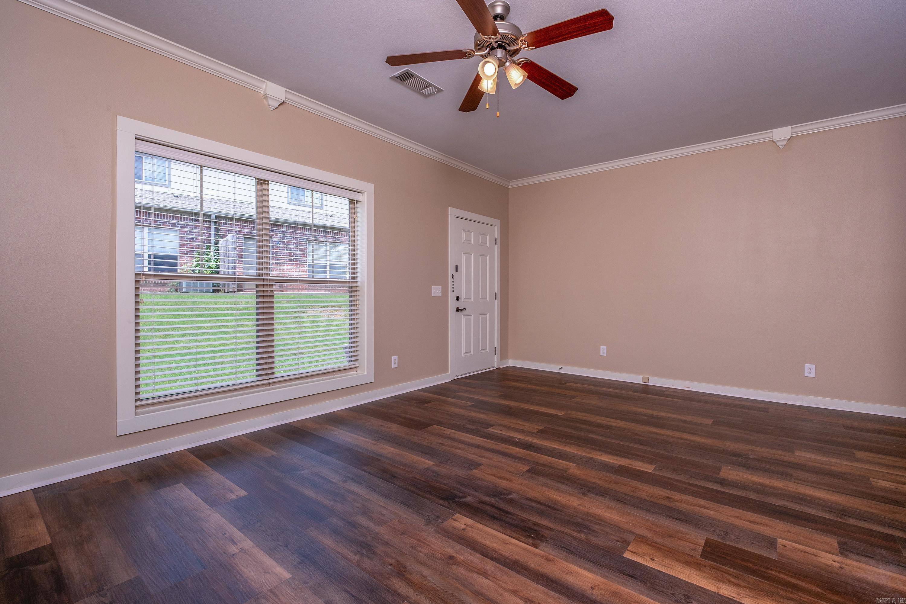 Maumelle, AR 72113,303 Tuscany