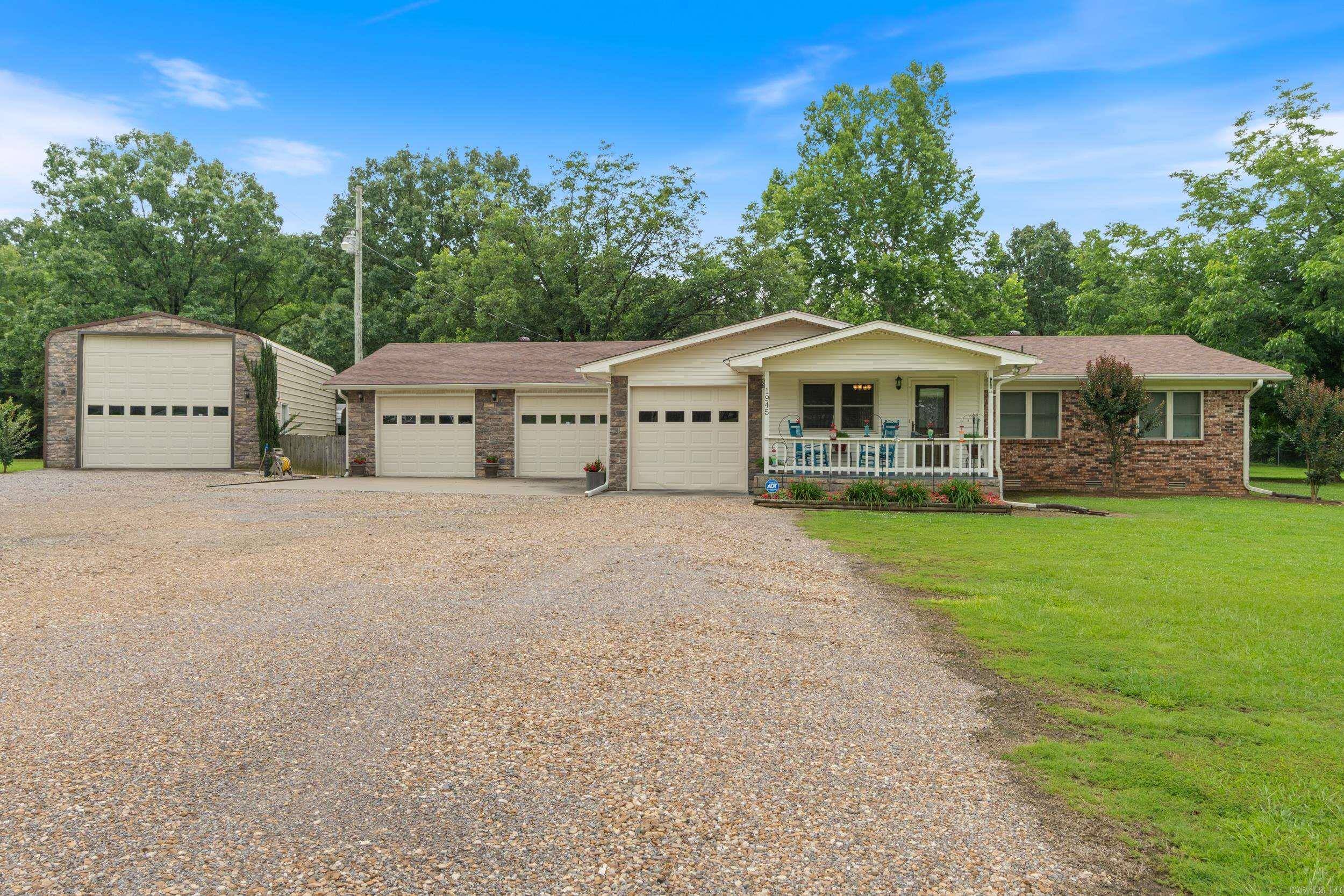 1945 Hwy 60 E, Houston, AR 72072