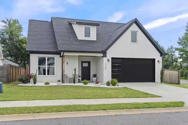 1735 Rohan Circle, Conway, AR 72032