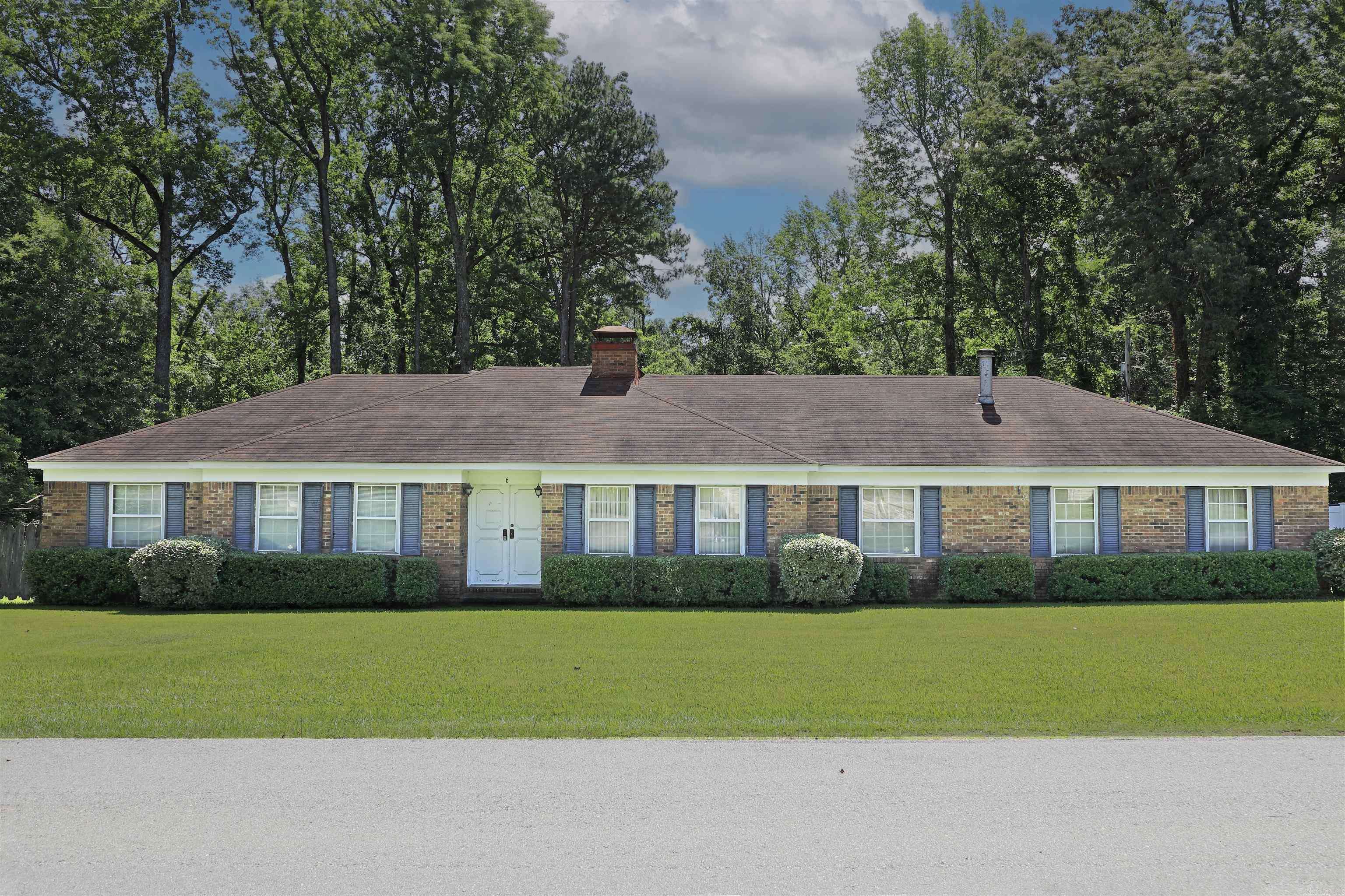 6 Elaine Road, Sheridan, AR 72150