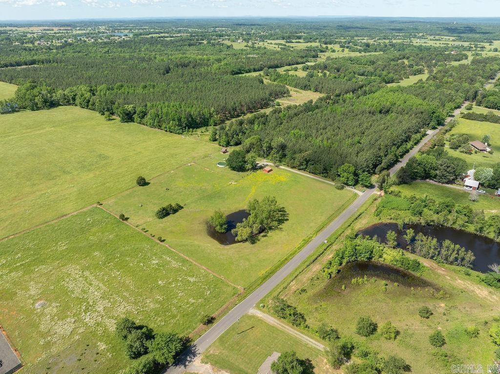 Greenbrier, AR 72058,212 Wolf Branch Road