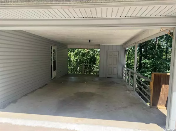 Hot Springs Village, AR 71909,7 Laja Circle