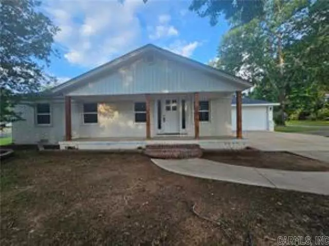 Russellville, AR 72801,612 N Greenwich Ave