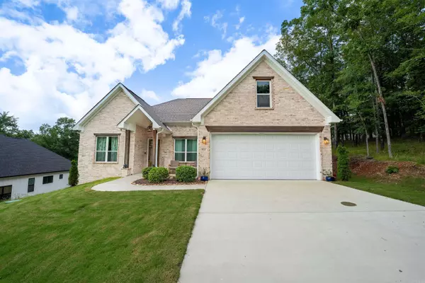 Hot Springs National Park, AR 71913,114 Cherry Hill Drive