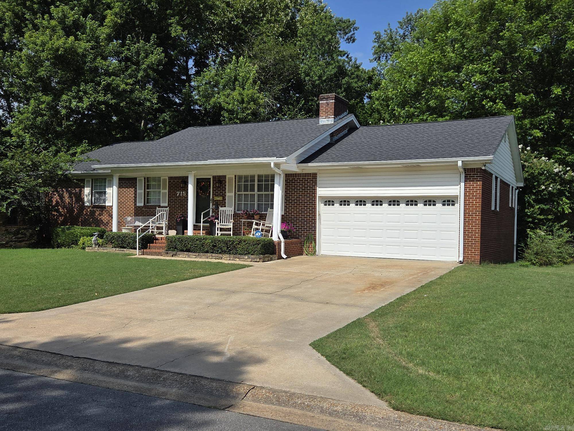 715 N Spruce, Searcy, AR 72143