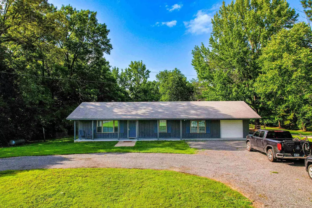 Mount Ida, AR 71957,2592 HWY 270 E