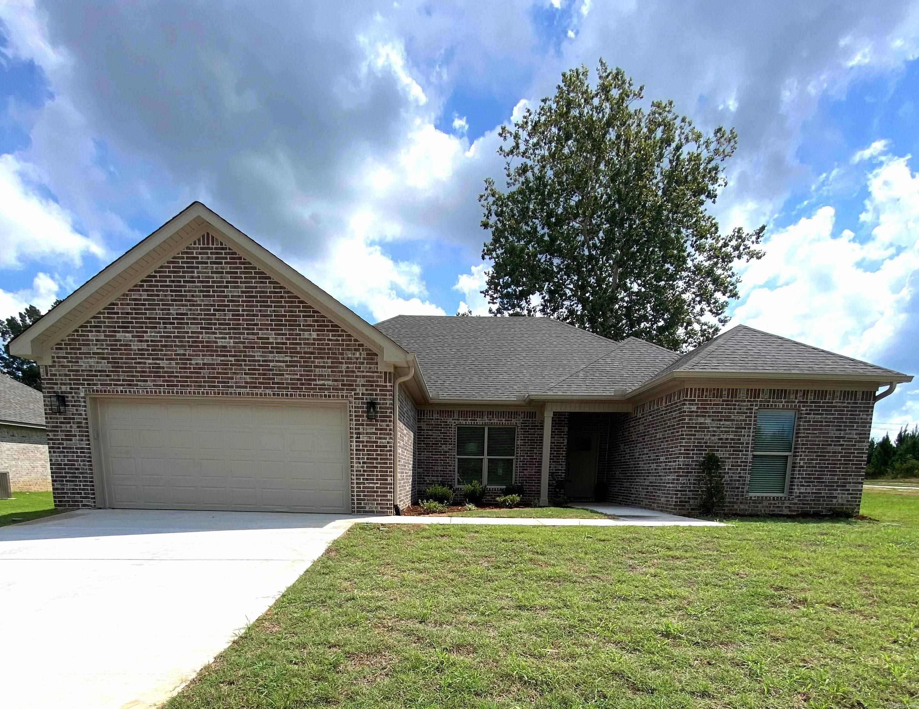 13 Wolfsbridge Loop, Cabot, AR 72023