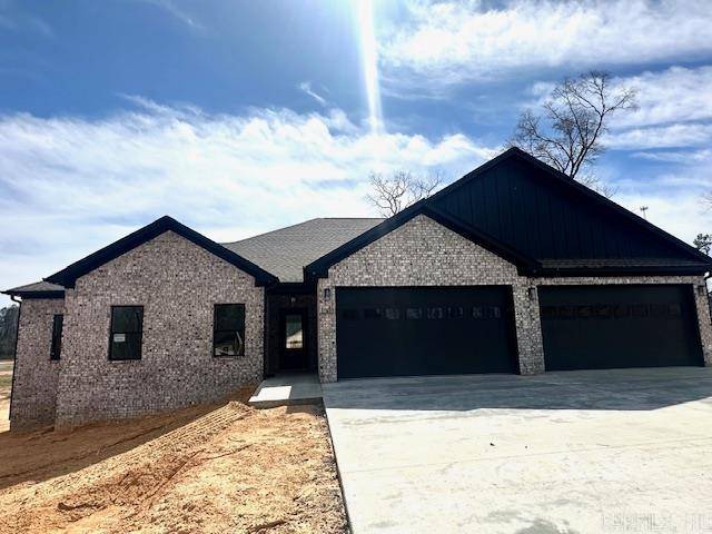1001 Duke Drive, Bauxite, AR 72011