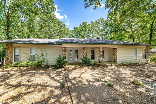 107 Homestead Court, Fairfield Bay, AR 72088