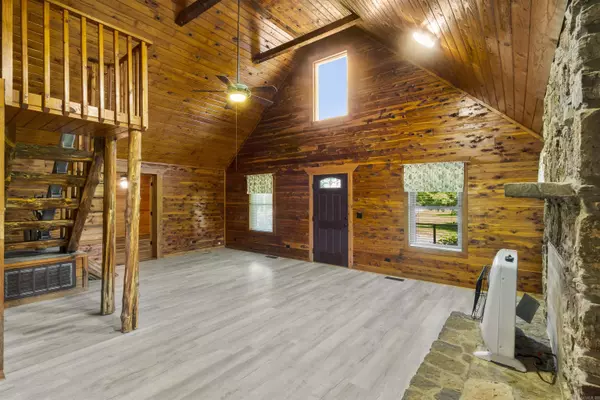 Heber Springs, AR 72543,1105 Long Branch Road