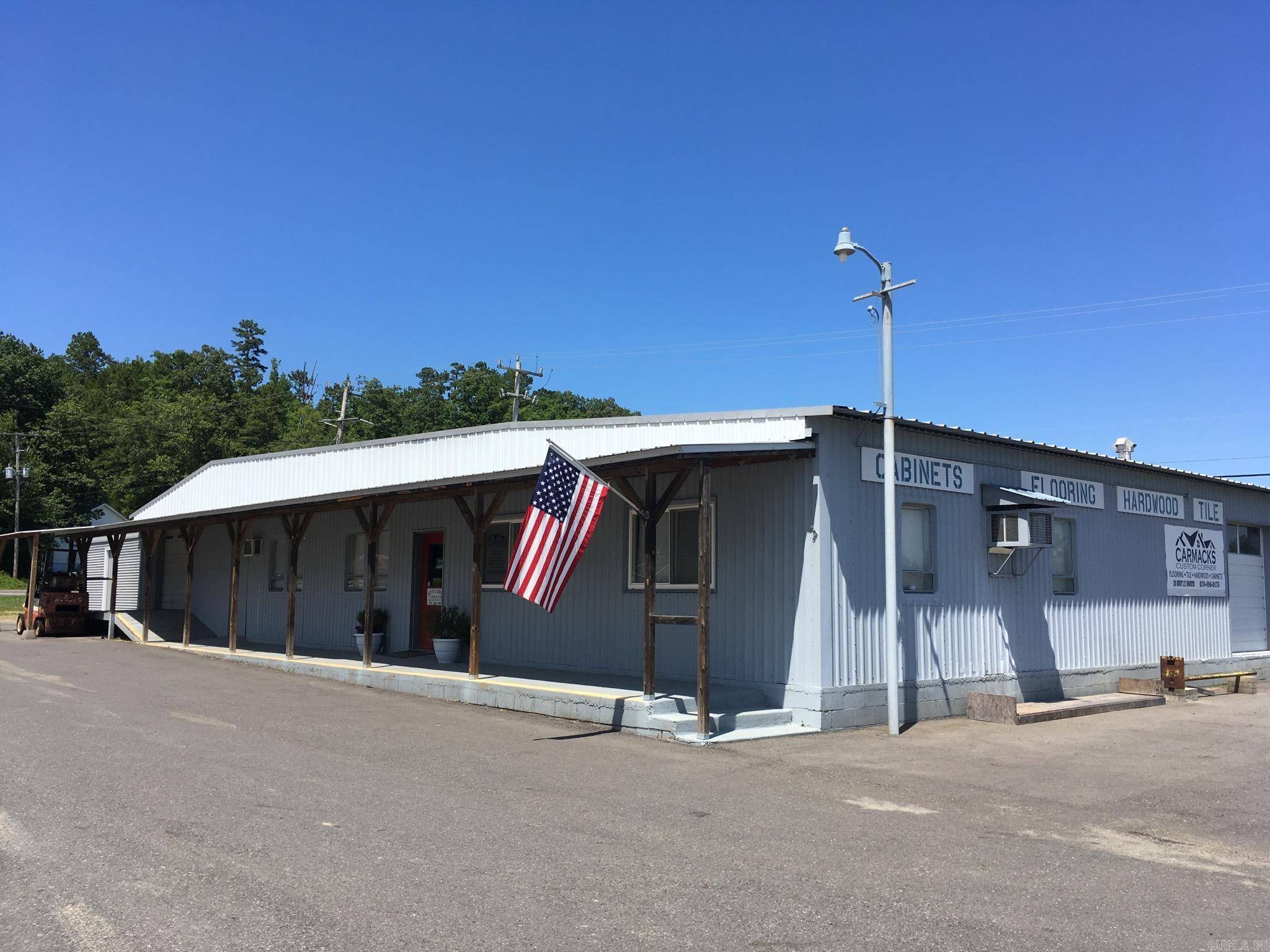 28 N Highway 27, Mount Ida, AR 71957