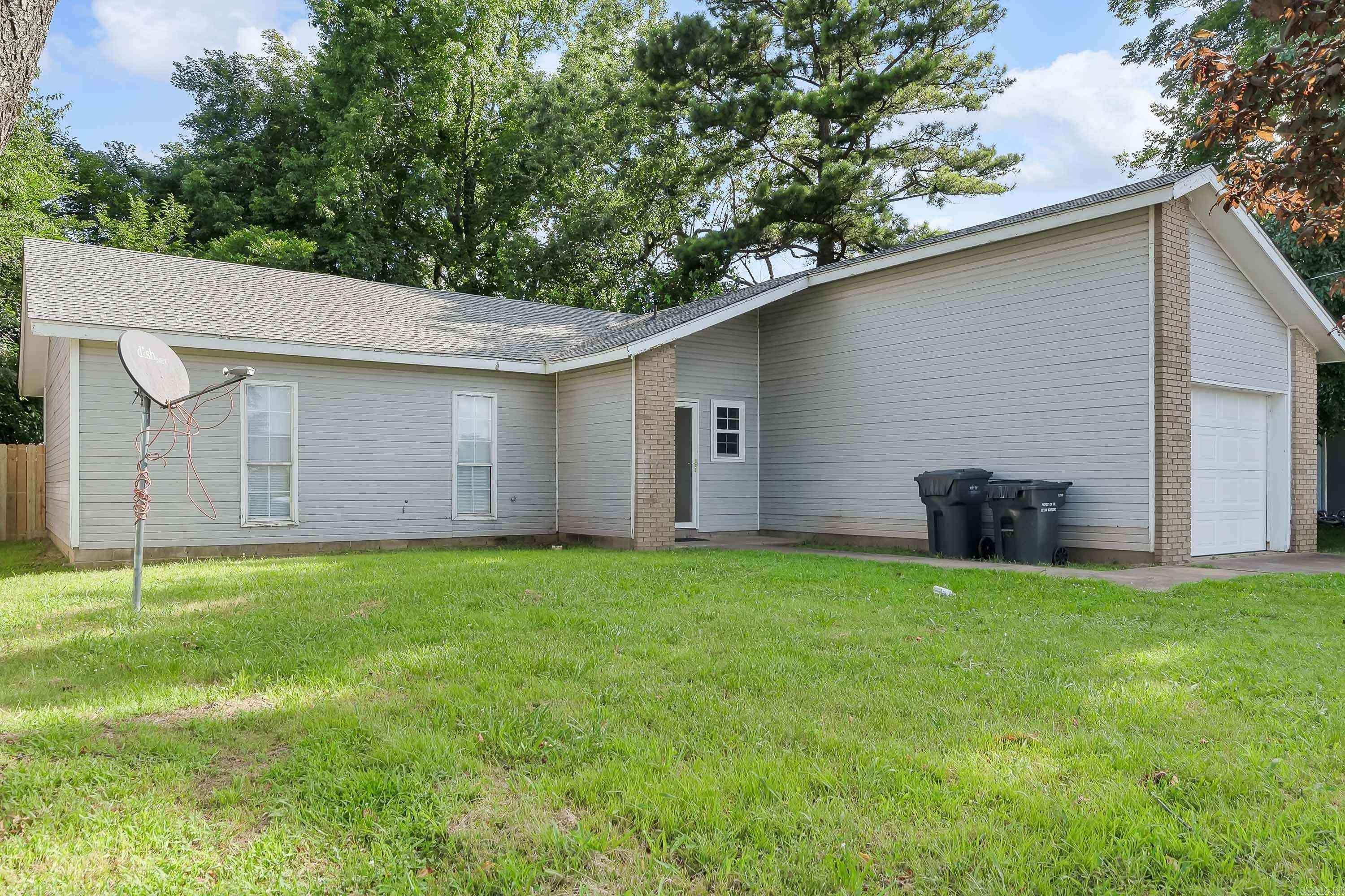 Jonesboro, AR 72401,1607 W Washington Avenue