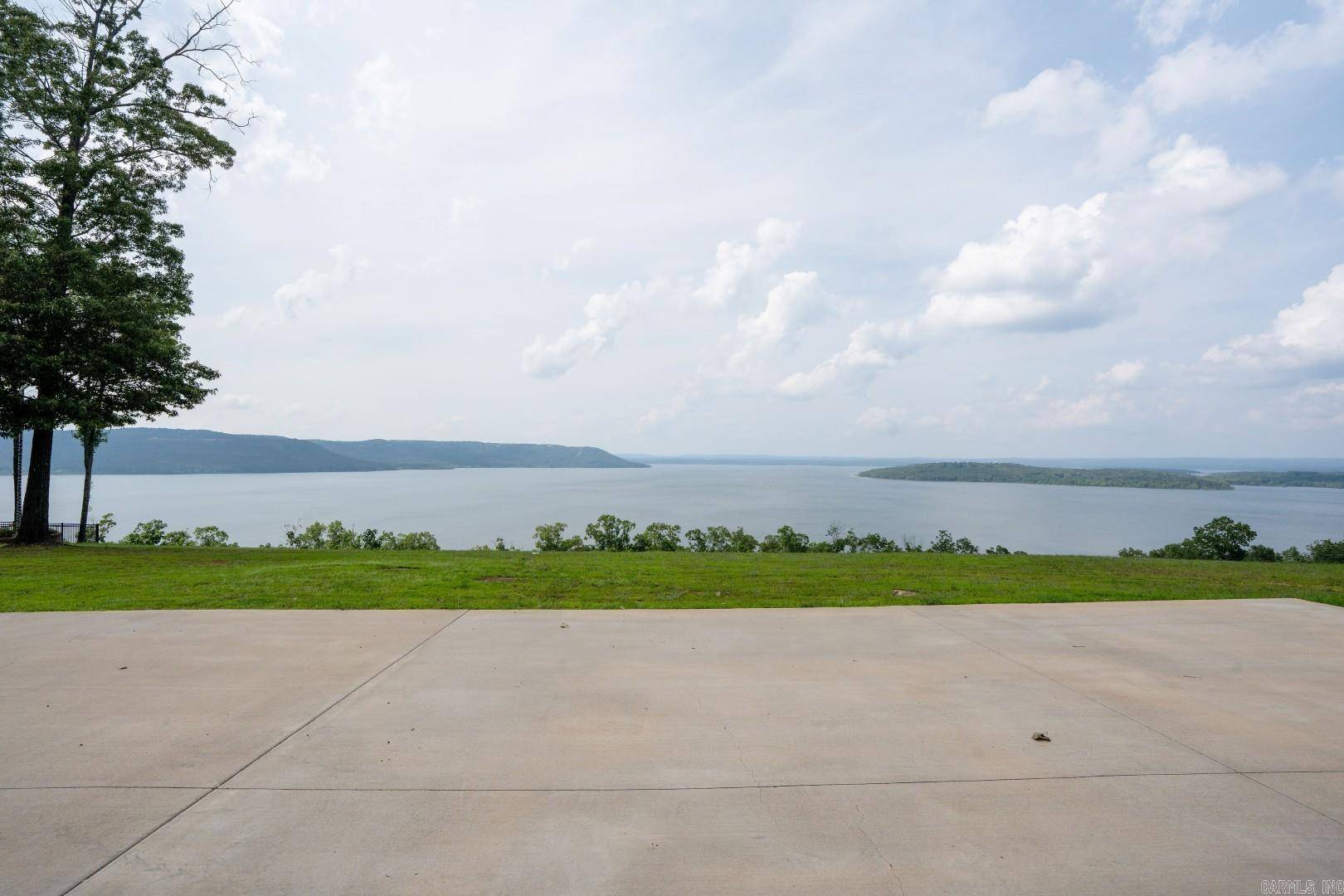 Heber Springs, AR 72543,000 Pine Drive
