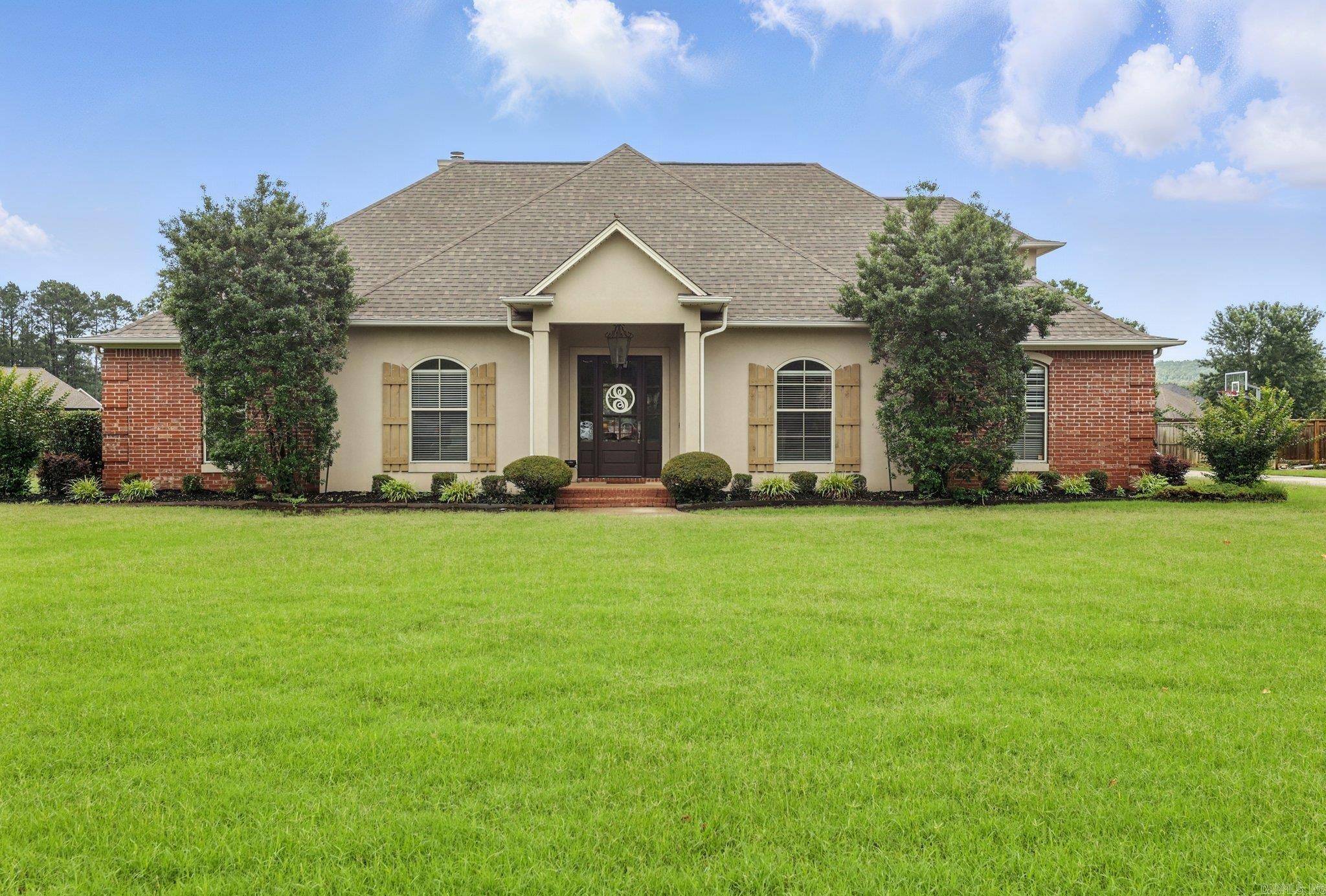 13 Greystone Boulevard, Cabot, AR 72023