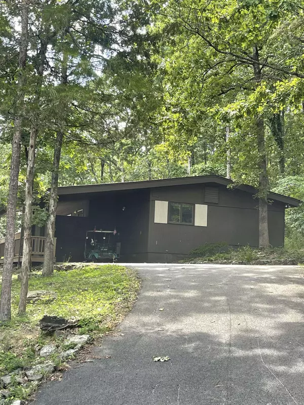 Fairfield Bay, AR 72088,106 Oak Park Lane