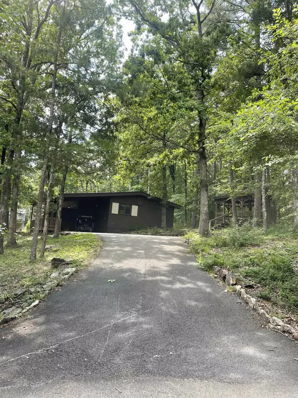 Fairfield Bay, AR 72088,106 Oak Park Lane