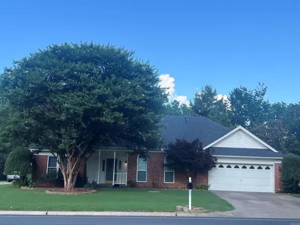28 Oakbrooke Drive,  Sherwood,  AR 72120